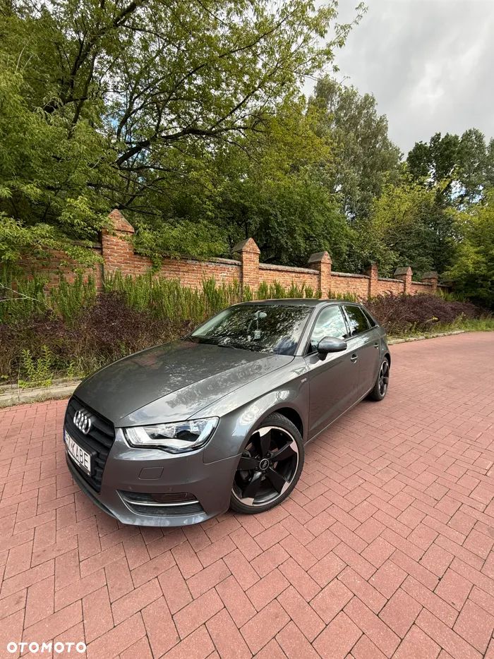 Audi A3 Sportback 1.6 TDI clean diesel Attraction S tronic - 2