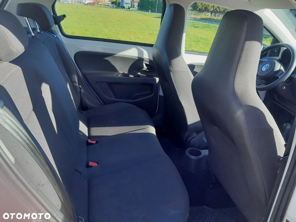 Volkswagen up! - 9