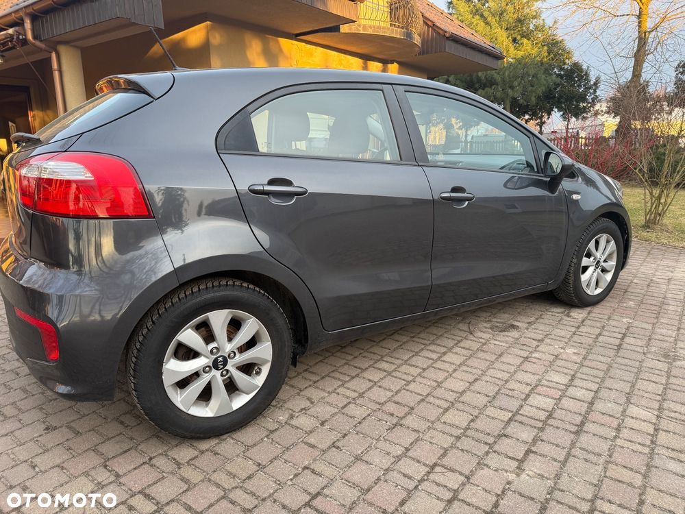 Kia Rio 1.2 Edition 7 - 13