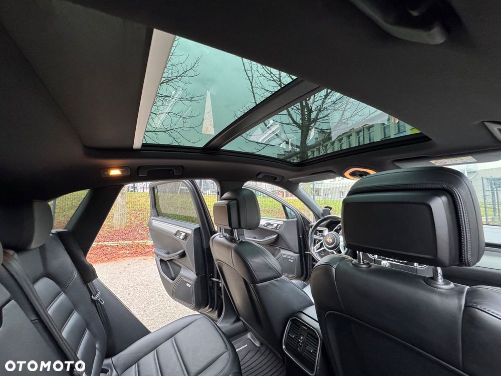 Porsche Macan - 22