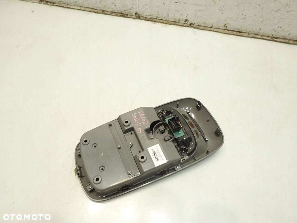 LAMPKA OŚWIETLENIE KABINY SCHOWKI KIA SORENTO I 0K53E51410 - 3