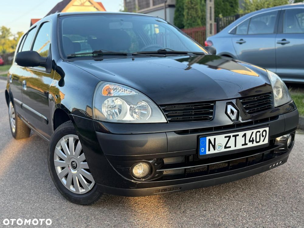 Renault Clio 1.2 16V Emotion - 2