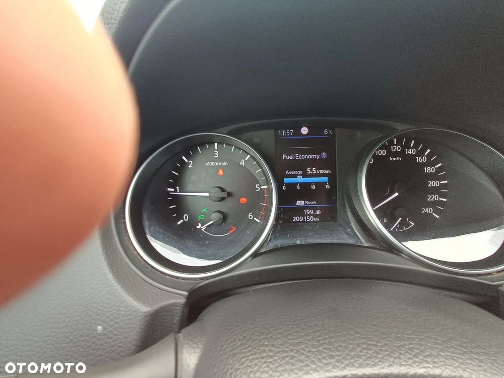 Nissan Qashqai 1.5 dCi Tekna - 12