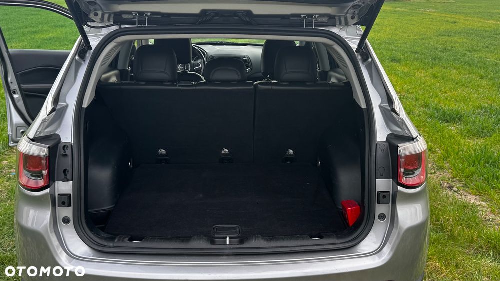 Jeep Compass 2.4I 4x4 Automatik Limited - 19