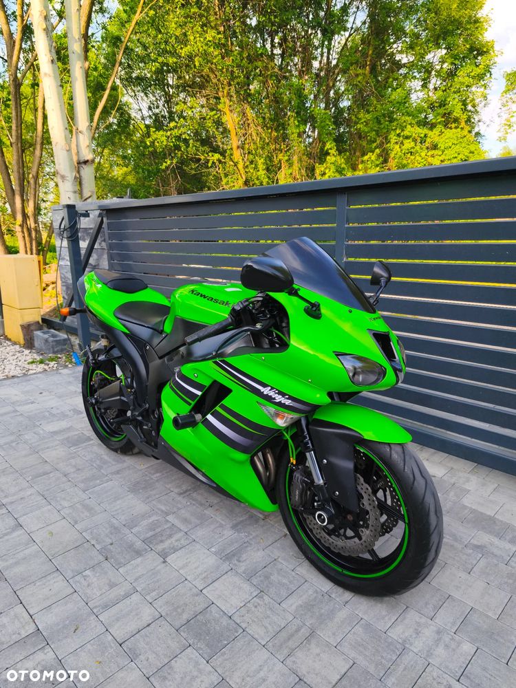 Kawasaki ZX - 19