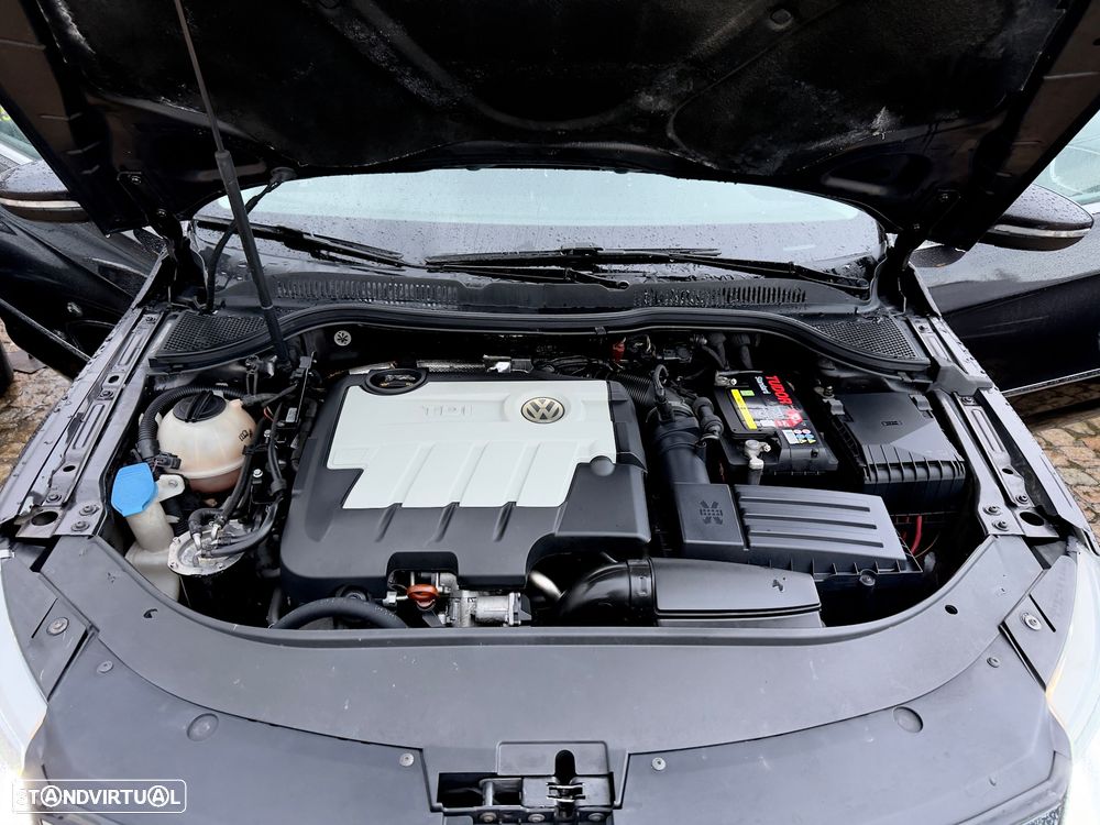 VW Passat CC 2.0 TDi Exclusive - 31