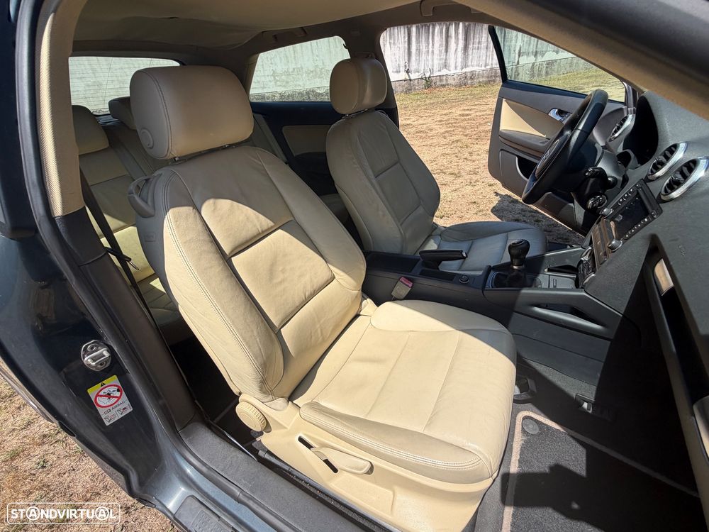 Audi A3 1.6 TDI DPF Attraction - 24