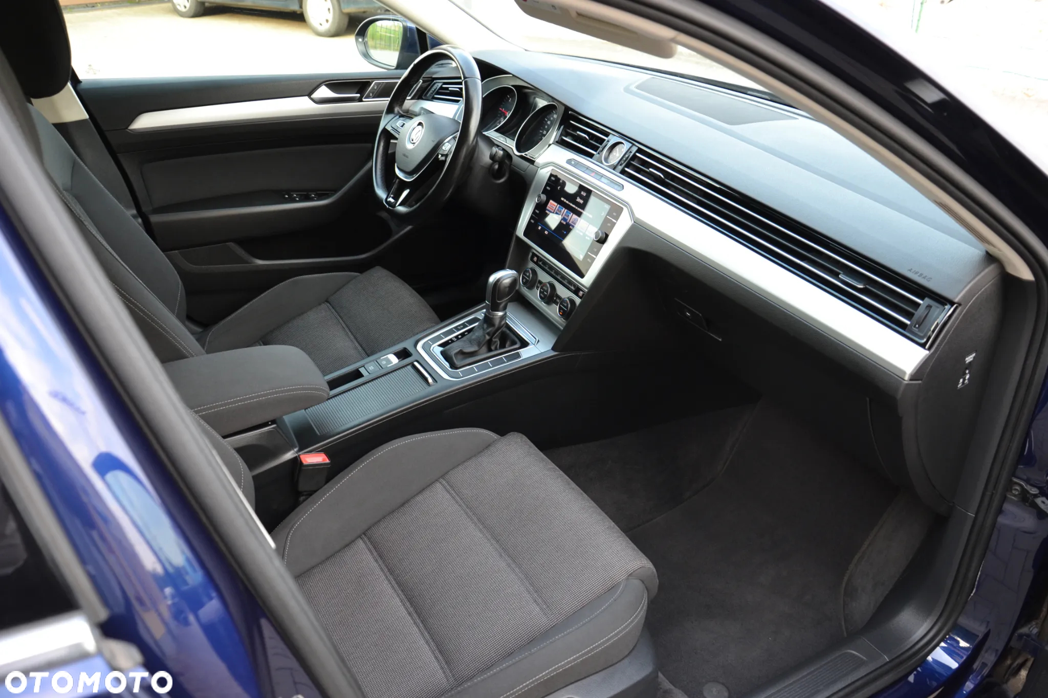 Volkswagen Passat Variant 2.0 TDI DSG (BlueMotion Technology) Comfortline - 35