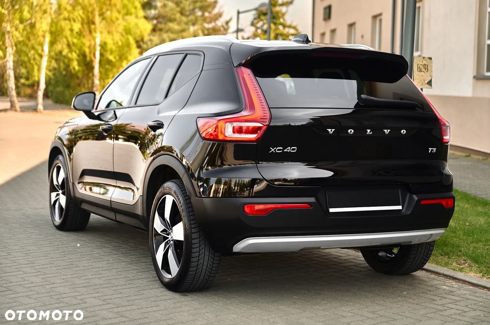 Volvo XC 40 T3 Momentum Pro - 15