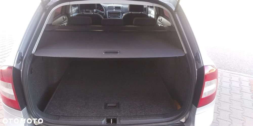 Skoda Octavia 2.0 TDI Ambiente - 10