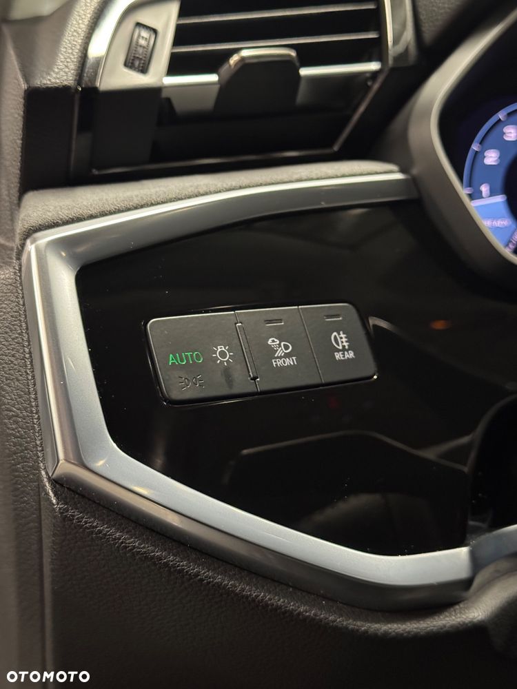 Audi Q3 35 TFSI mHEV S-Line S tronic - 16