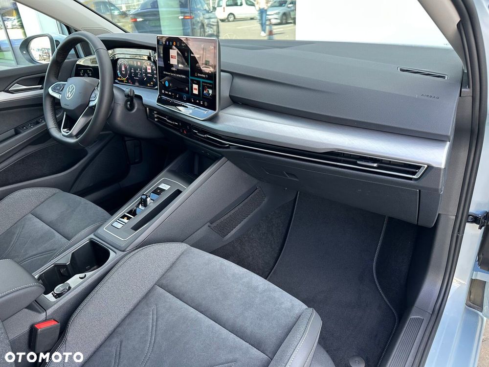Volkswagen Golf Variant - 19
