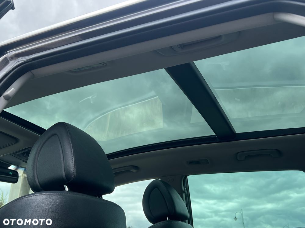 Hyundai Tucson 2.0 CRDi 2WD Trend - 25