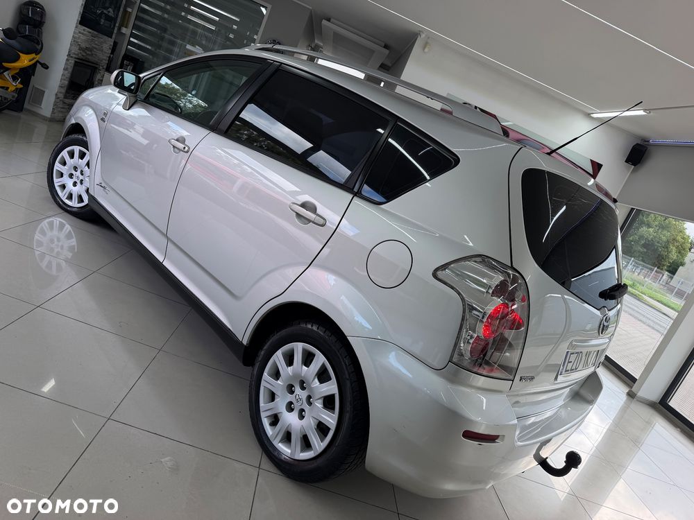 Toyota Corolla Verso 2.0 D-4D Prestige - 27