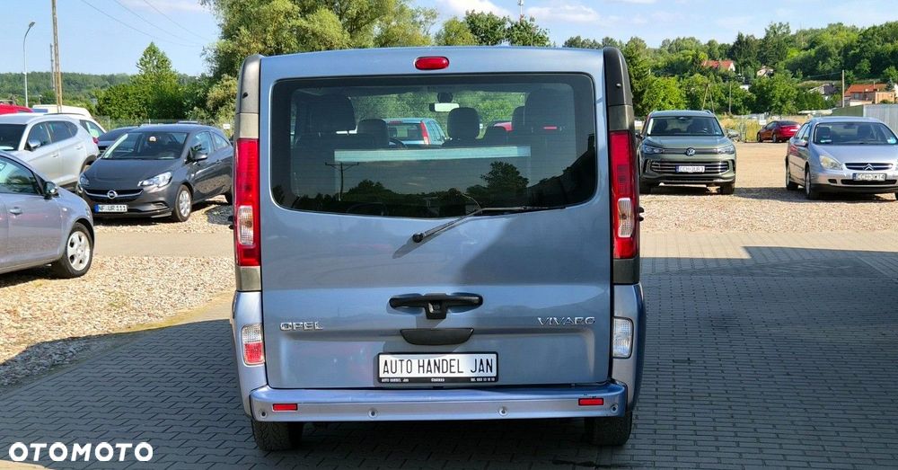 Opel Vivaro - 16