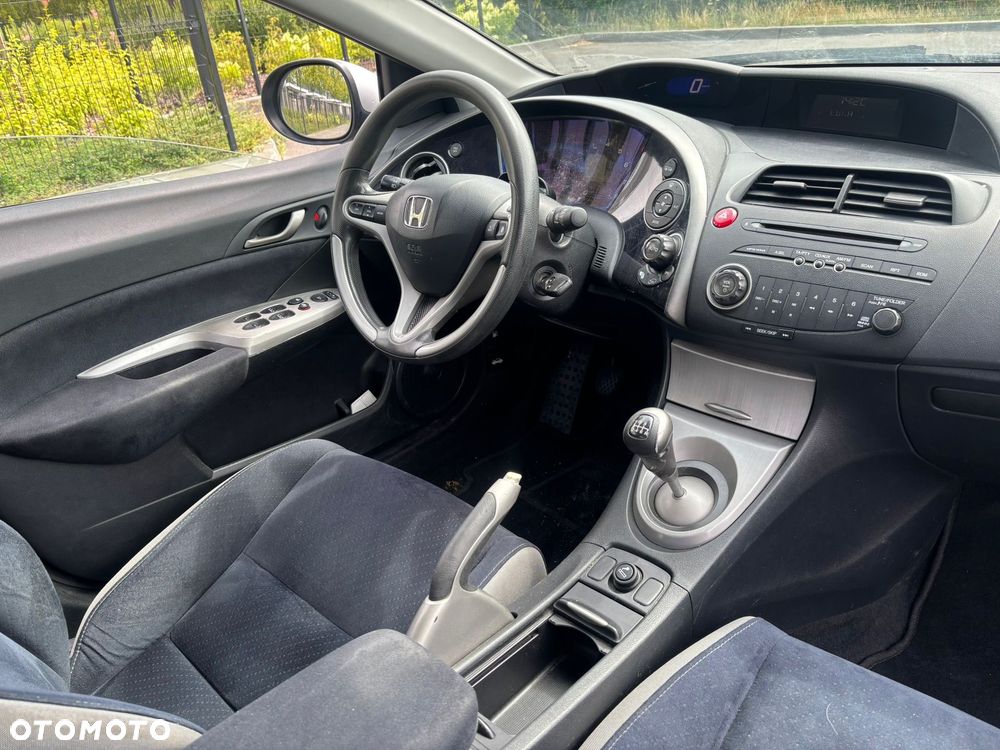 Honda Civic 1.8 Executive - 7