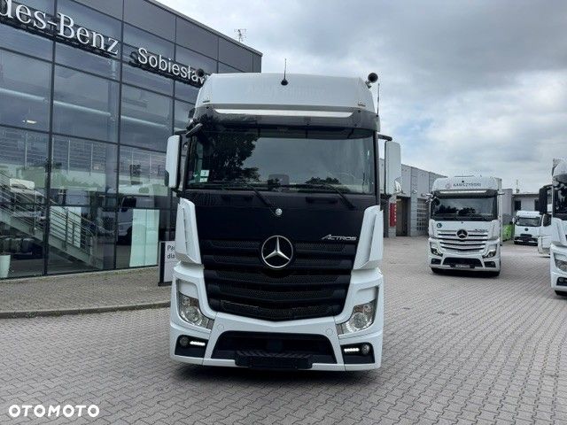 Mercedes-Benz Actros - 2