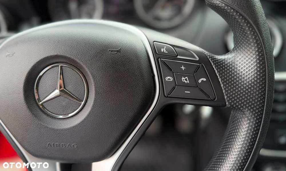 Mercedes-Benz Klasa A 180 d BlueEFFICIENCY Edition - 31
