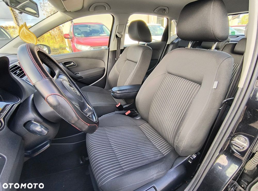 Volkswagen Polo - 17