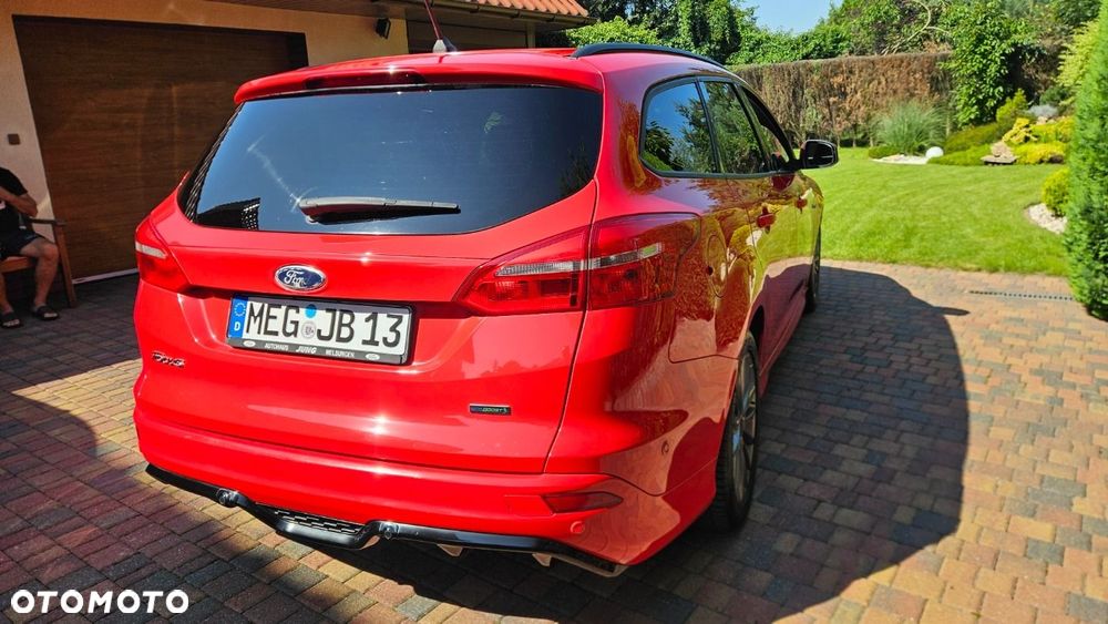 Ford Focus Turnier 1.0 EcoBoost Start-Stopp-System ST-LINE - 8