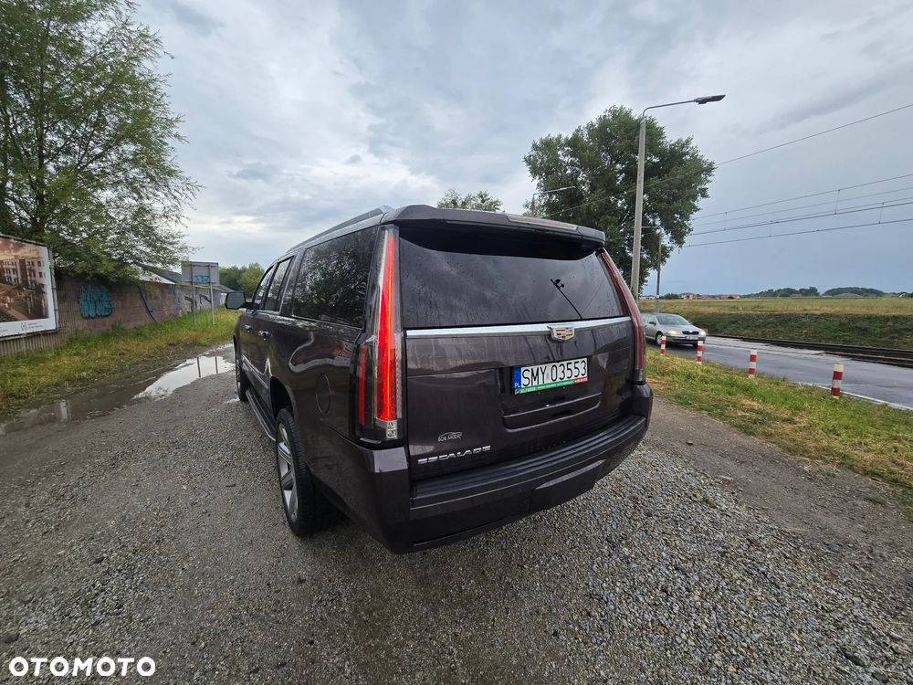 Cadillac Escalade 6.2 V8 Elegance - 3