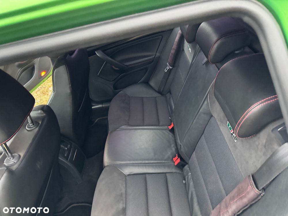 Skoda Octavia Combi 2.0 TDI DPF RS - 16