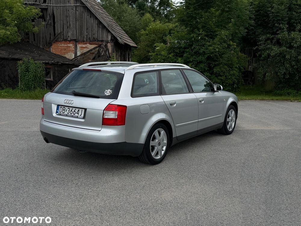 Audi A4 Avant - 2