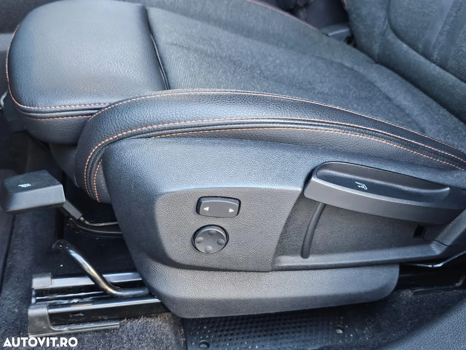 BMW Seria 2 216i Active Tourer Luxury Line - 23