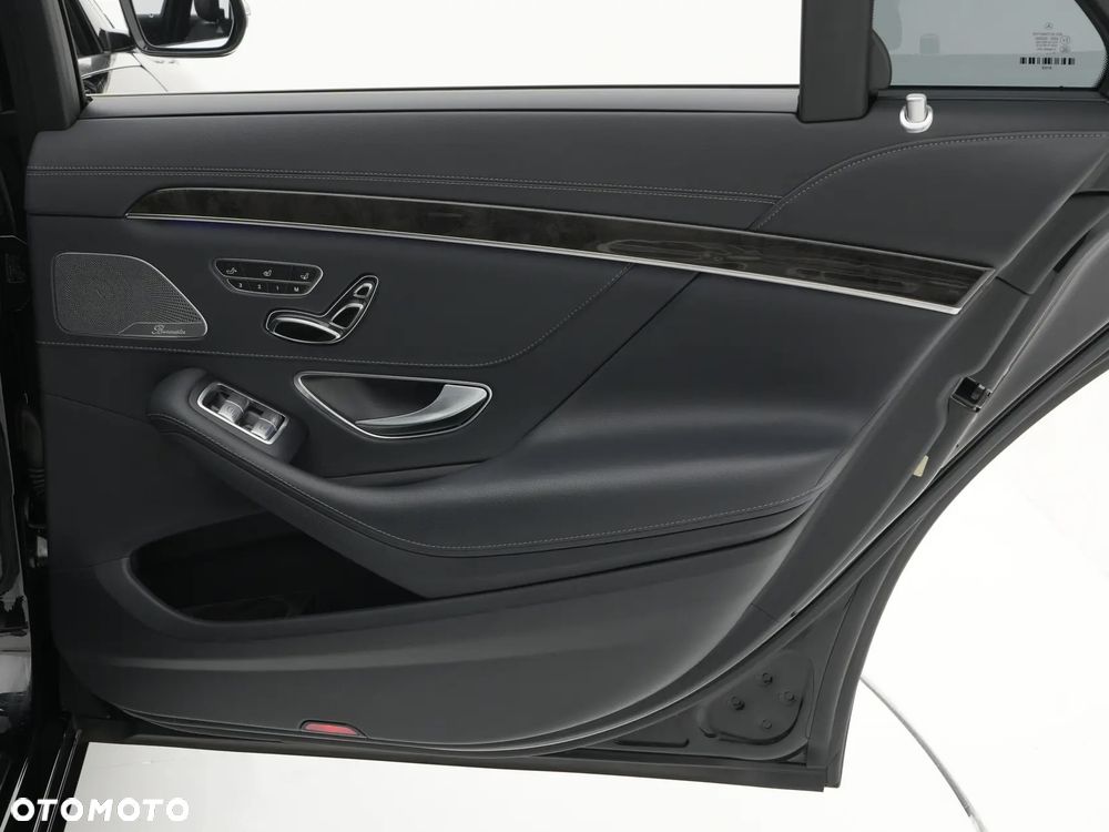 Mercedes-Benz Klasa S 350 d 4-Matic L 9G-TRONIC - 23