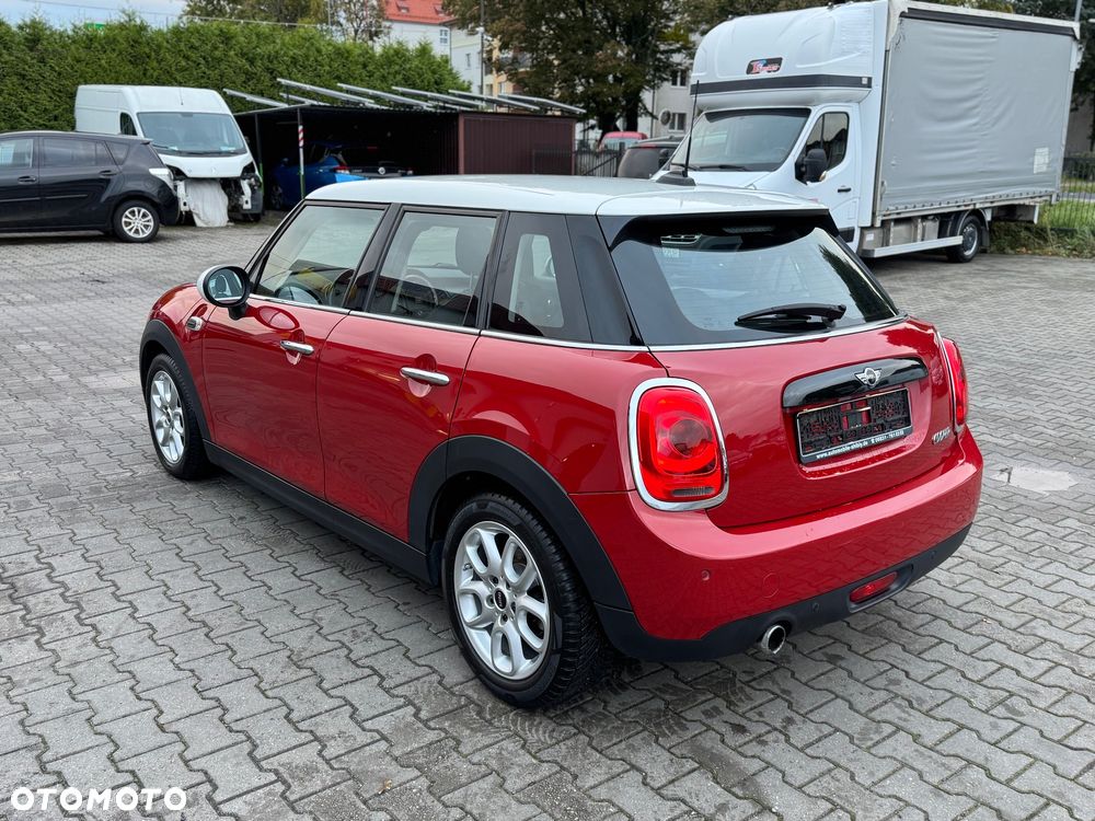 MINI Cooper Standard - 5