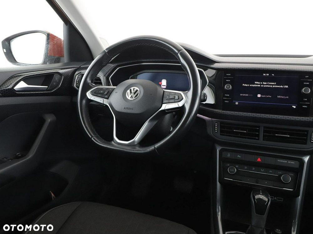 Volkswagen T-Cross - 17
