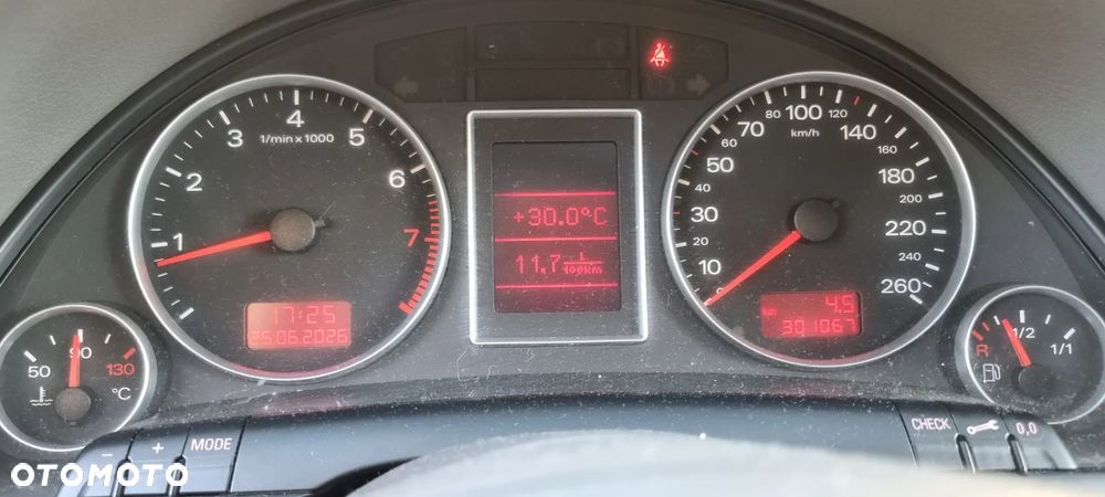 Audi A4 Limousine 1.8 T - 18