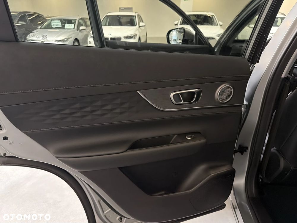 Chery Tiggo 8 1.5 T-GDI Super Hybrid Prestige DCT - 27