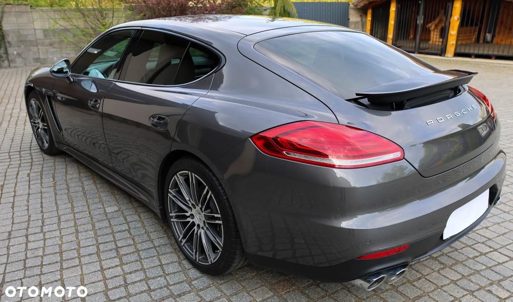 Porsche Panamera Diesel - 5