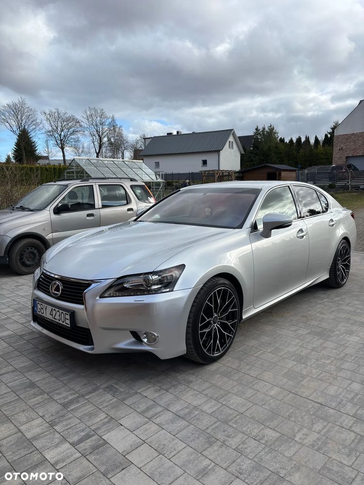 Lexus GS - 1