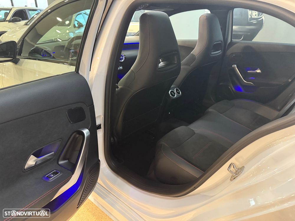 Mercedes-Benz A 250 e 8G-DCT AMG Line Advanced Plus - 8