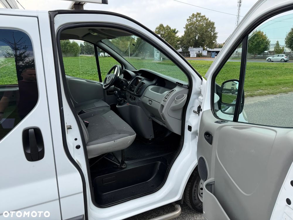 Opel Vivaro * 2.0 / 115KM * L2H1 / Long * Brygadówka / DOKA * 6 Osób * - 30