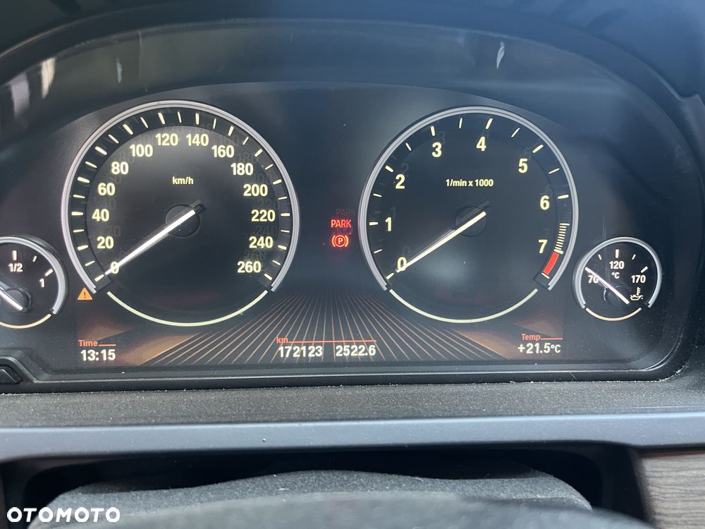 BMW Seria 7 740i - 10