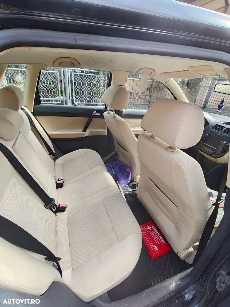 Volkswagen Polo - 5