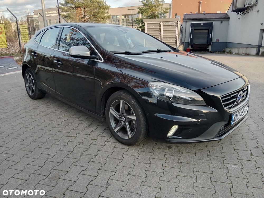 Volvo V40 D4 Drive-E R-Design Summum - 9