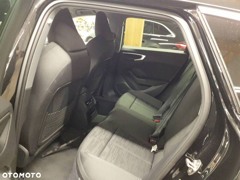 Audi A5 Avant TDI mHEV Quattro S tronic - 9