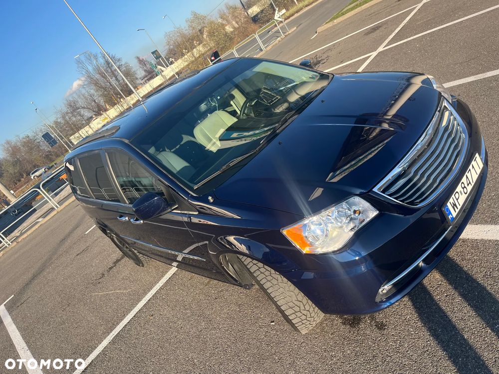 Chrysler Town & Country 3.6 Limited - 3