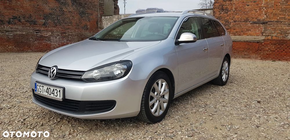 Volkswagen Golf - 1