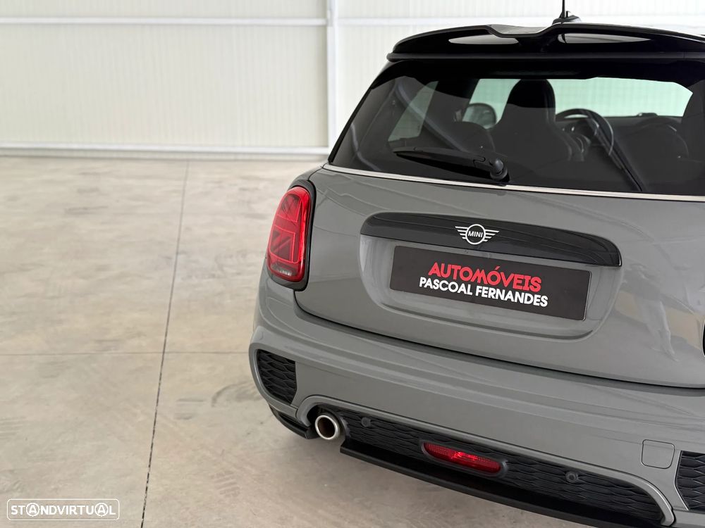 MINI 3 Portas Cooper D Aut. - 22