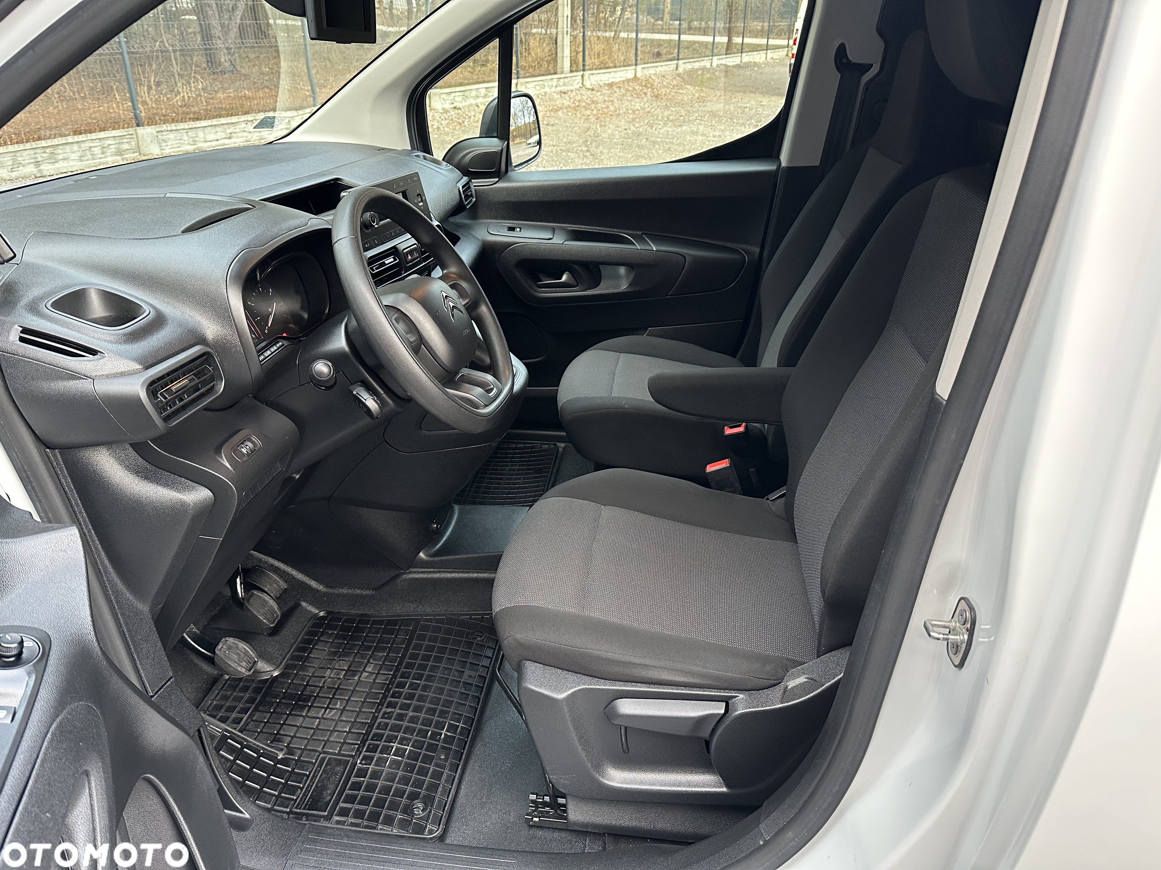 Citroën Berlingo Chłodnia/ Mroźnia Carrier Neos 100 / Salon PL / Bogate wyposażenie / Serwisowany / FV23% - 23