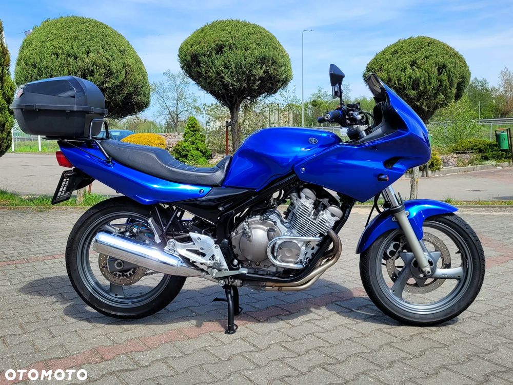 Yamaha XJ - 6