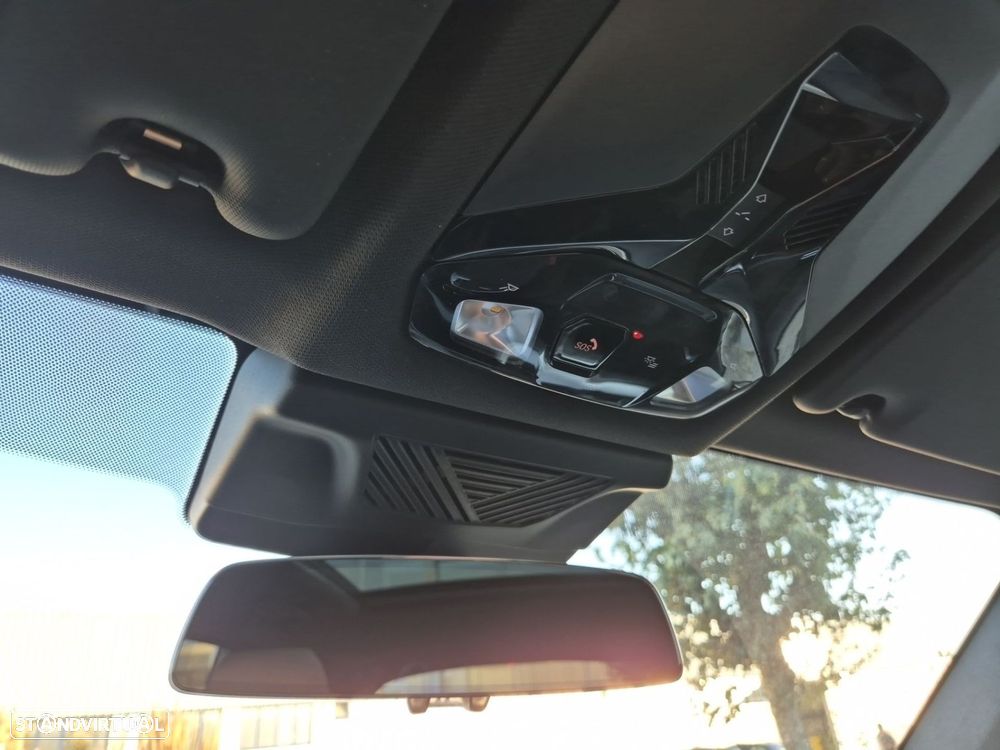 BMW iX1 eDrive20 Pack Desportivo M Pro - 25