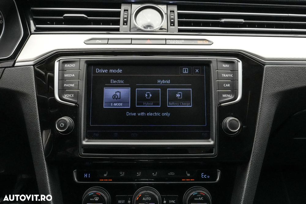 Volkswagen Passat 1.4 TSI DSG GTE - 23