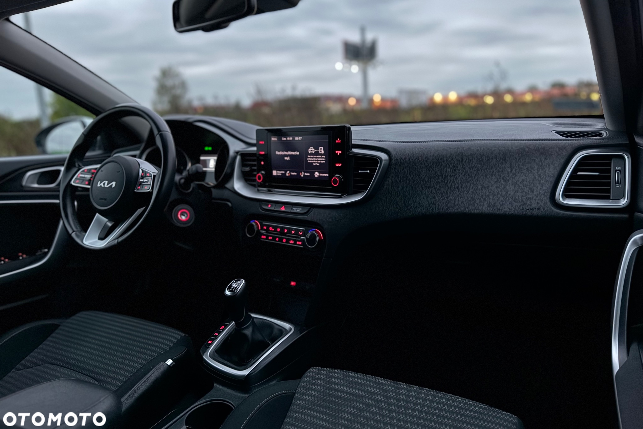 Kia Ceed 1.5 T-GDI M - 29