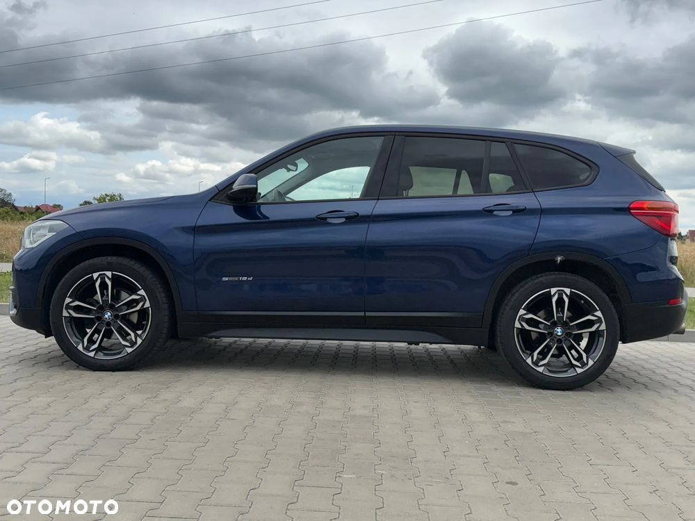 BMW X1 sDrive18d Advantage - 12
